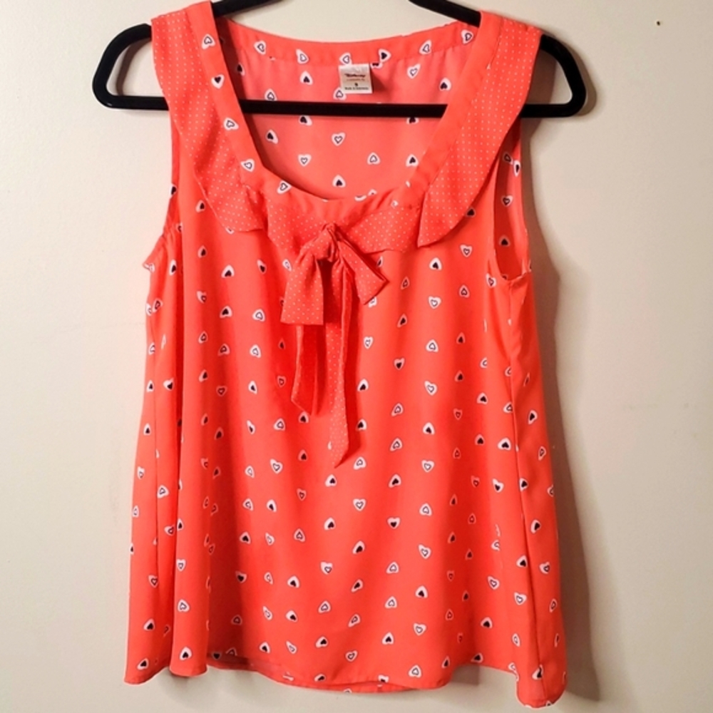 Disney,peach Lauren Conrad  coquette girl sleeveless top with Peter Pan collar